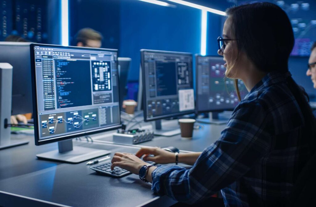 Qué es el low code y aplicaciones en el área de contact center Servinform